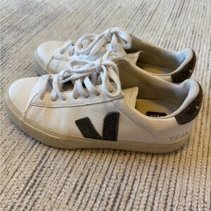 Veja Campo Chrome Free/Extra White/Khaki